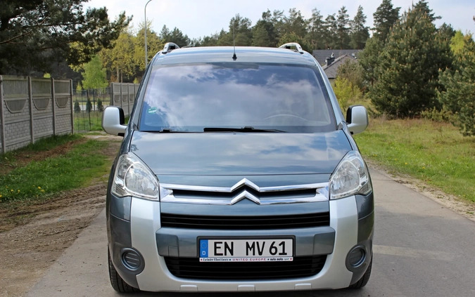 Citroen Berlingo cena 27900 przebieg: 166000, rok produkcji 2010 z Jastrowie małe 742